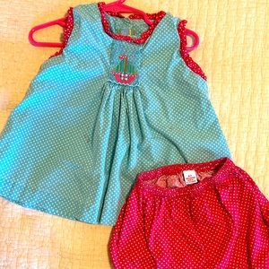 Smocked boat bubble set.